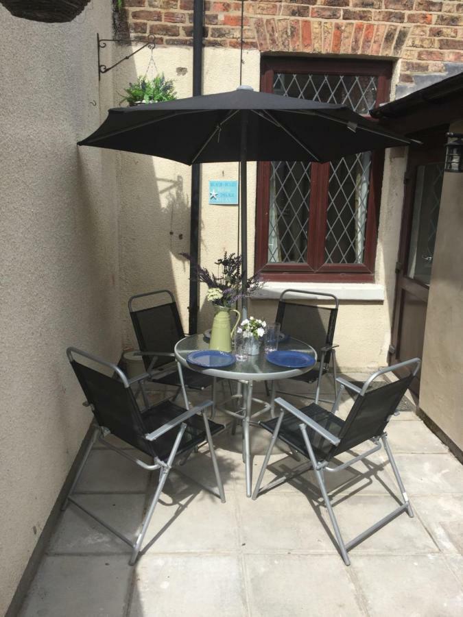 Browns Holiday Cottage Filey Exterior photo