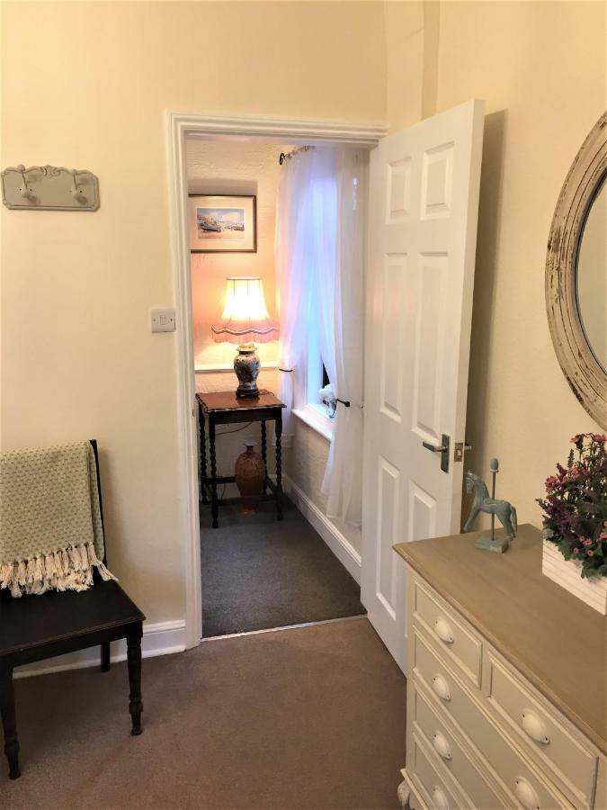 Browns Holiday Cottage Filey Exterior photo